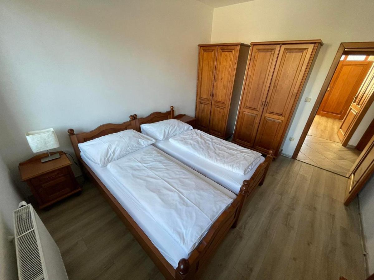 Apartman Pod Dratnikem Svratka Eksteriør billede
